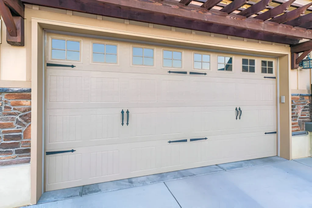 How to Choose the Best Garage Door Repair Service in Houston